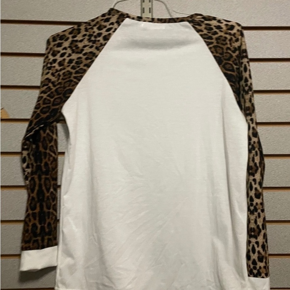 Chic Leopard Sleeve Women's Long Sleeve Top